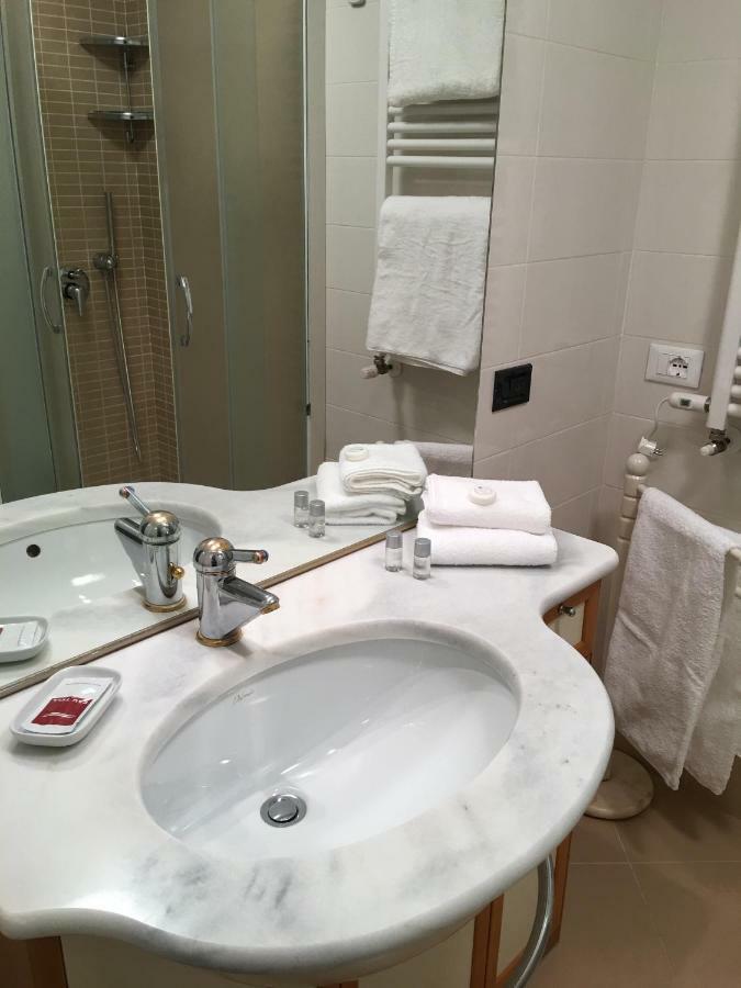 Apartment Zagara - Gardone Riviera Center Εξωτερικό φωτογραφία
